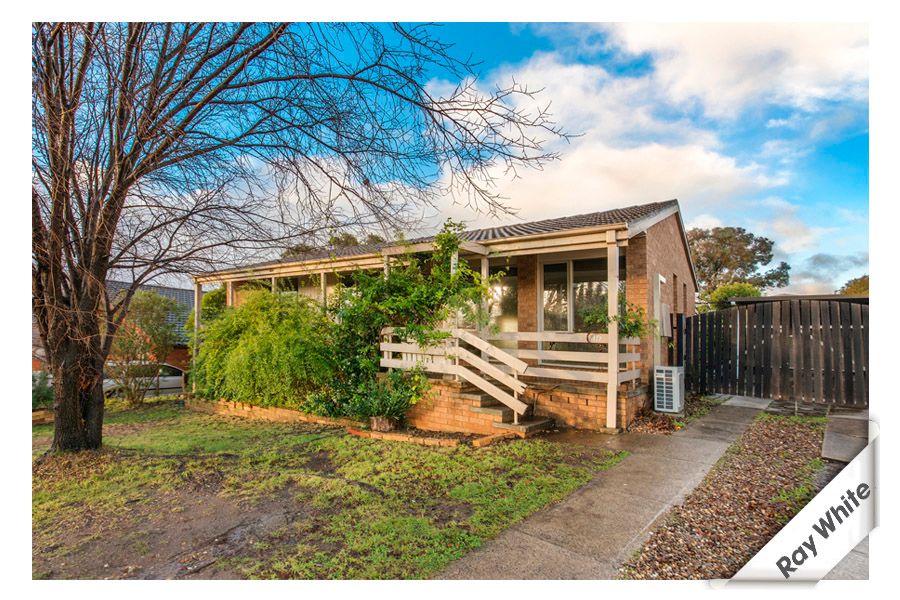 10 Banksia Crescent, QUEANBEYAN NSW 2620