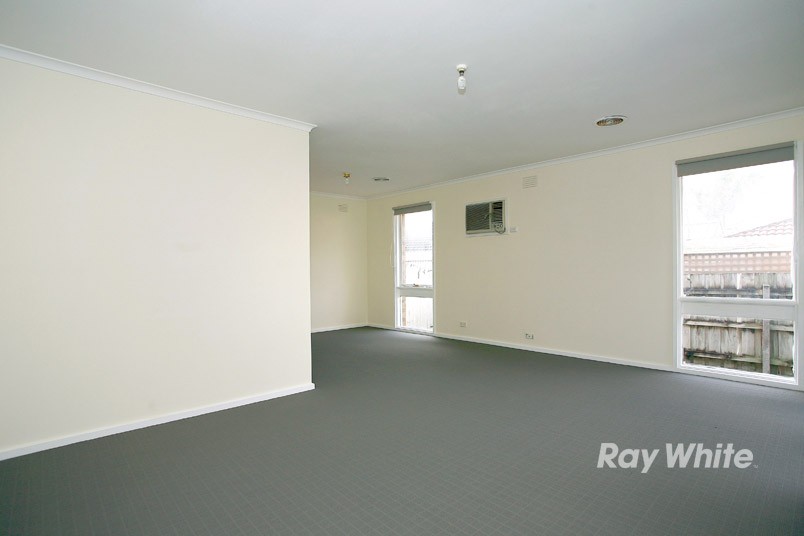 3 Fenfield Street, CRANBOURNE, VIC 3977