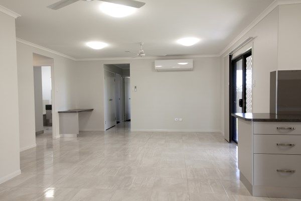 18 Dahlia Street, BURDELL, QLD 4818
