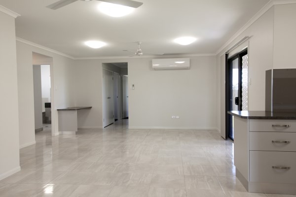 18 Dahlia Street, BURDELL, QLD 4818