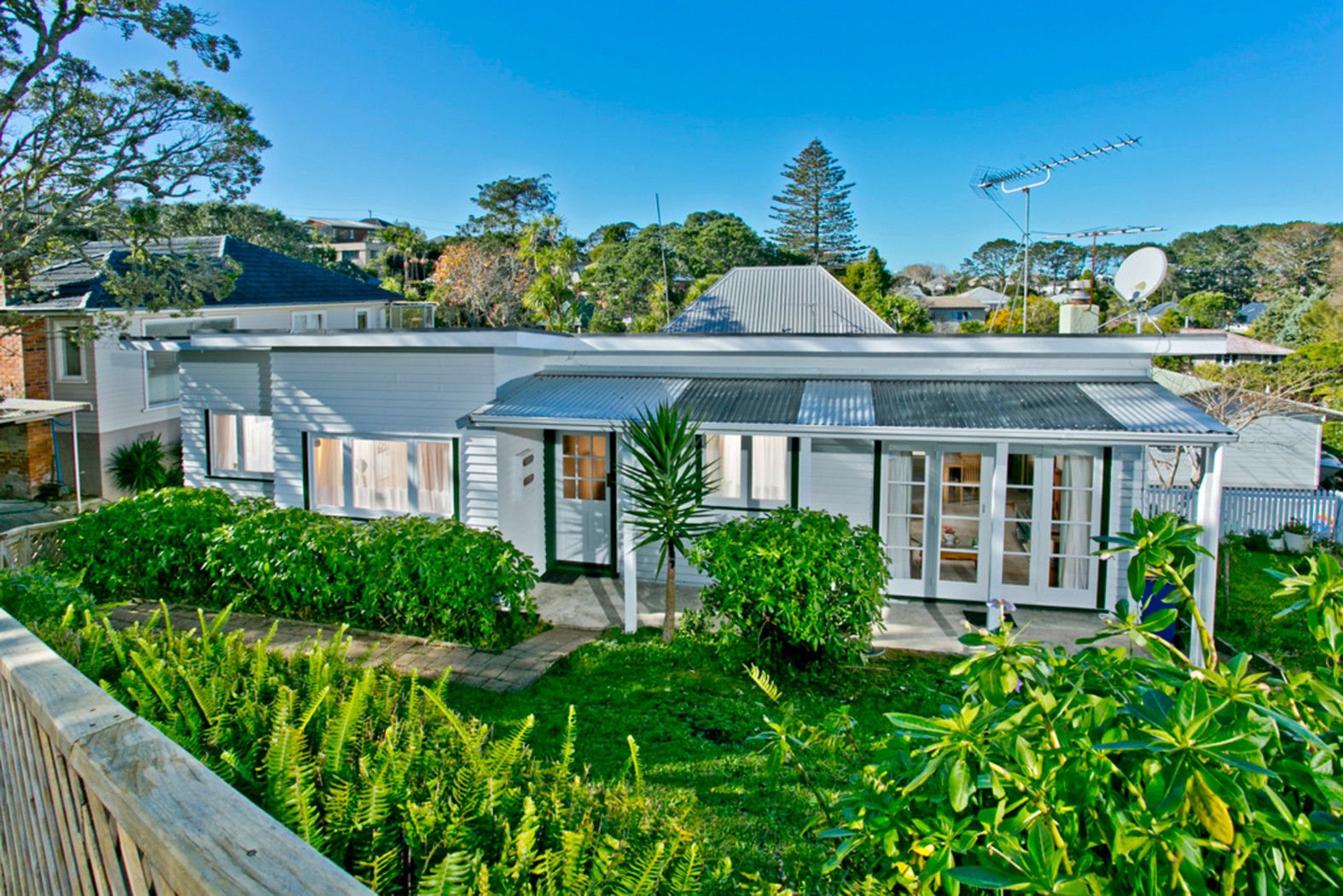 House 44 Colonial Road, Birkenhead, North Shore City