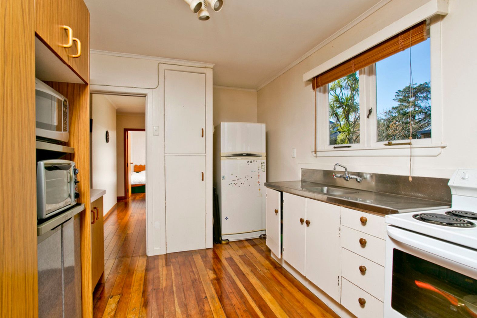 House 44 Colonial Road, Birkenhead, North Shore City