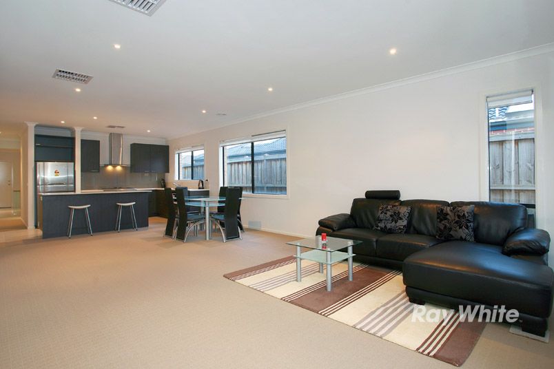 26 Banfield Place, LYNDHURST, VIC 3975