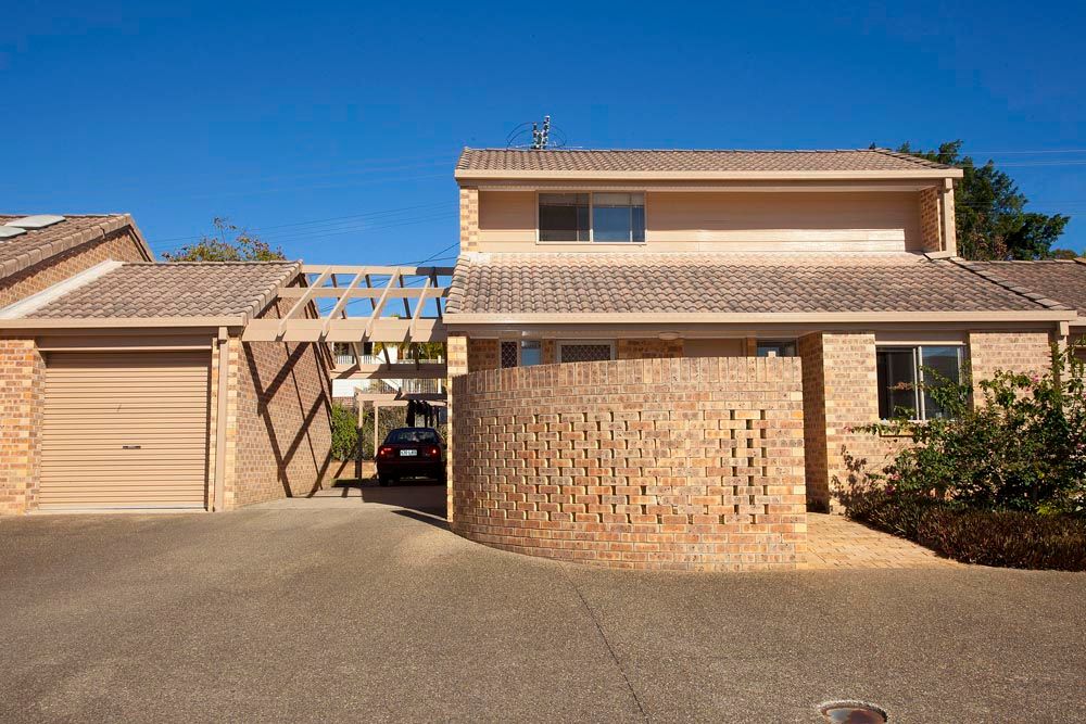 2/5 Pasley Street, WISHART, QLD 4122