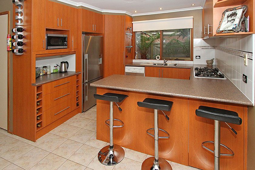 7 Shearer Court, MILL PARK, VIC 3082