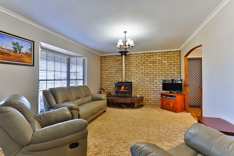 25 Kingsford Smith Drive, WILSONTON, QLD 4350