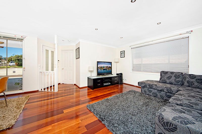 26E Nicolson Circuit, MENAI, NSW 2234