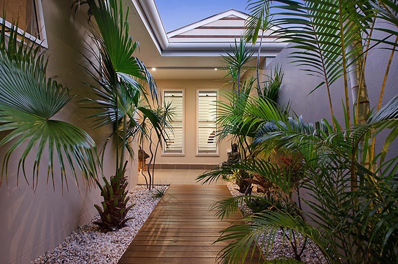 1/17 Tuckers Creek Drive, NAMBOUR, QLD 4560