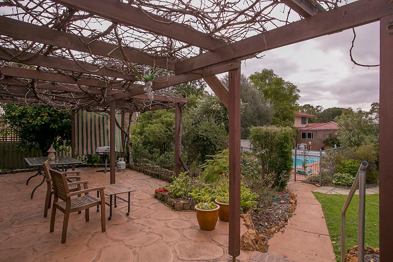 11 Tella Street, GOOSEBERRY HILL, WA 6076