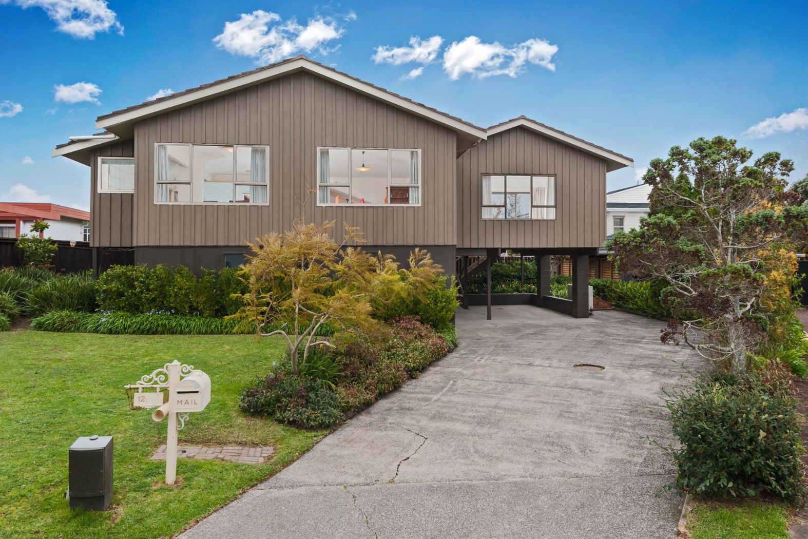 12 Davita Place, FARM COVE, Manukau City