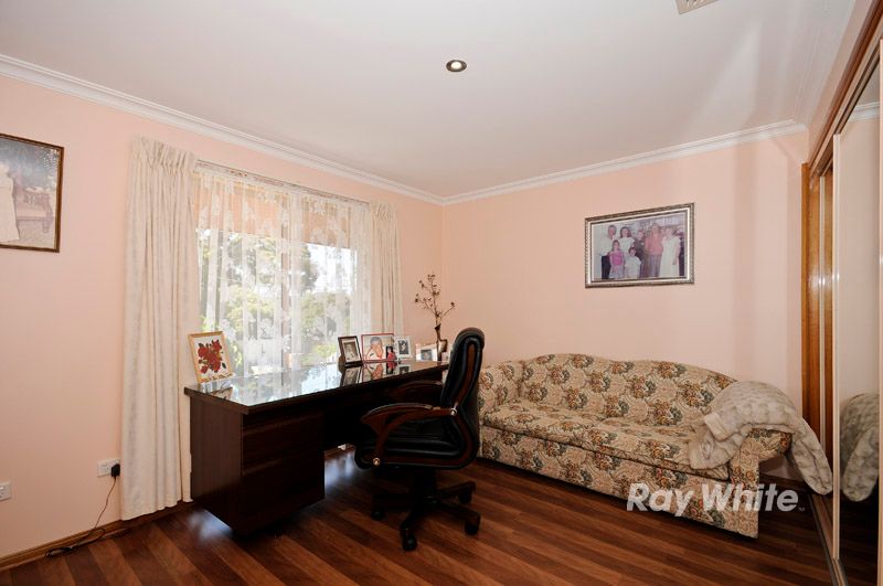 5 Clarence Road, WANTIRNA, VIC 3152