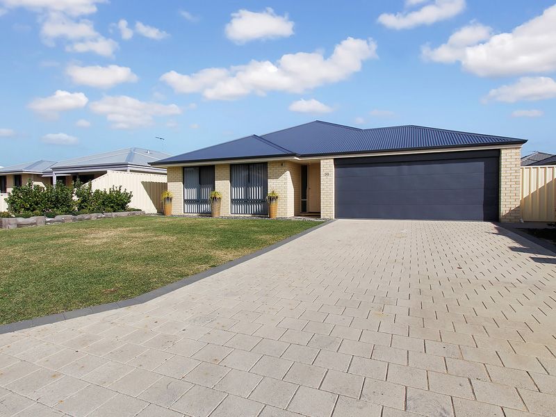 38 Warrida Way, MADDINGTON WA 6109