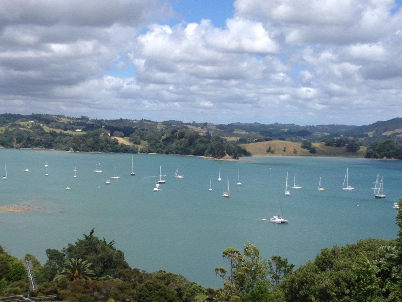 ALGIES BAY, Rodney