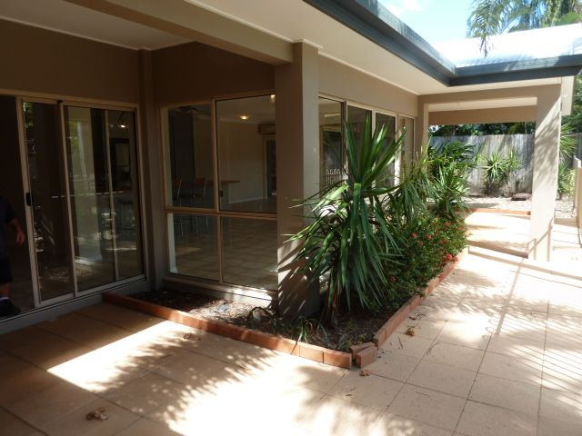 15 Barrier Close, CLIFTON BEACH, QLD 4879