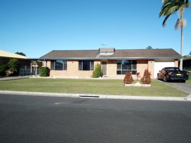 27 Hickory Crescent, TAREE NSW 2430