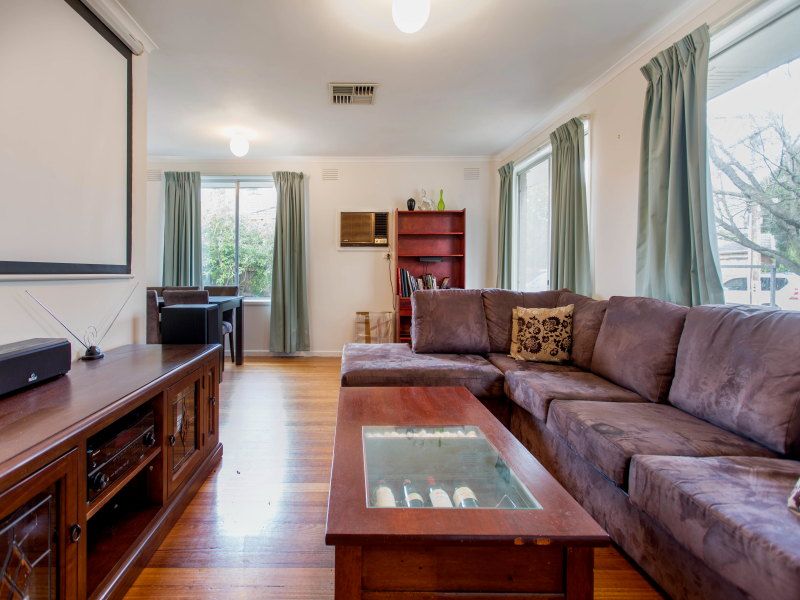 37 Sassafras Drive, FRANKSTON, VIC 3199