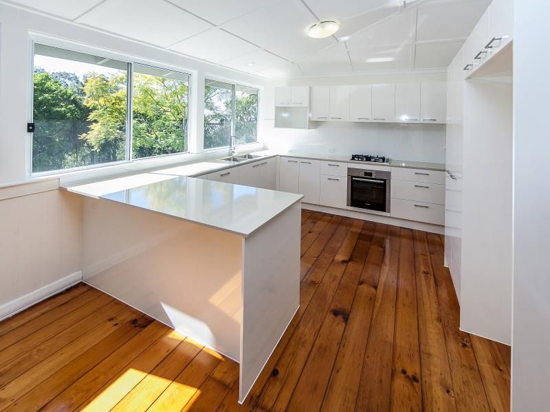 23 Goldsbrough Road, Taringa, QLD 4068