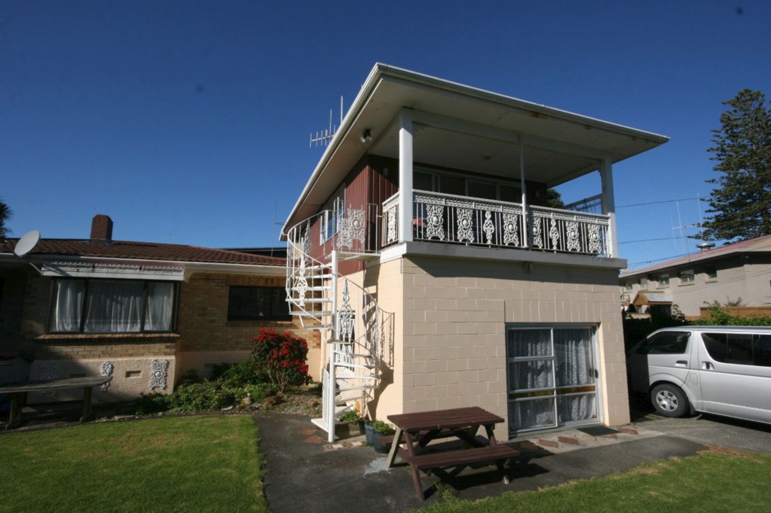 5a Cliff Street, RAGLAN, Waikato District