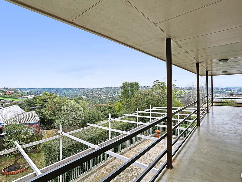 28 Challambra Crescent, HIGHTON, VIC 3216