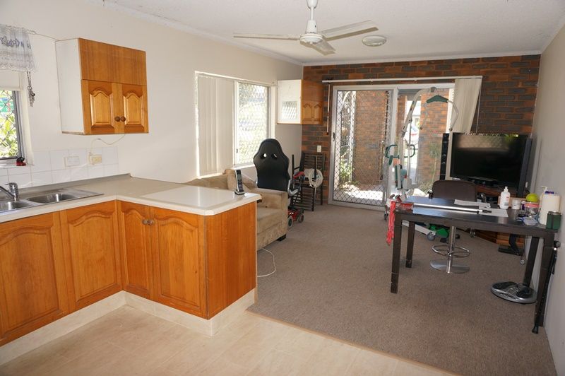 2/186 Brisbane Road, MOOLOOLABA, QLD 4557