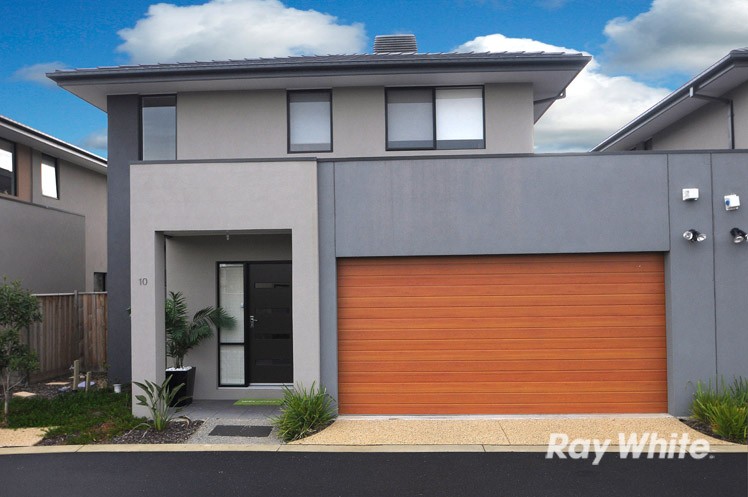 10 Lexington Square, SANDHURST, VIC 3977