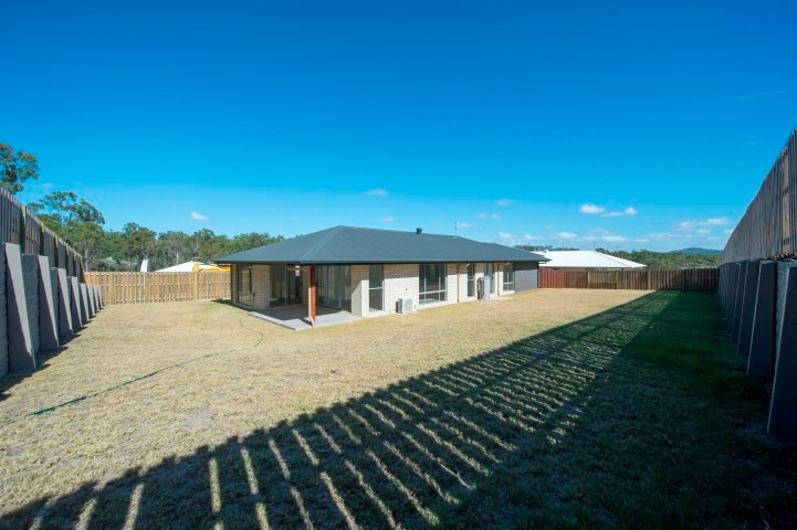 15 Kandel Court, KIRKWOOD, QLD 4680