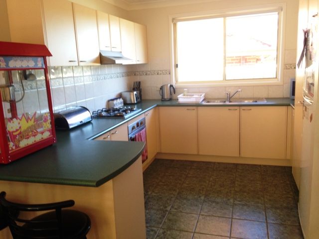 125 The Lakes Drive, GLENMORE PARK, NSW 2745