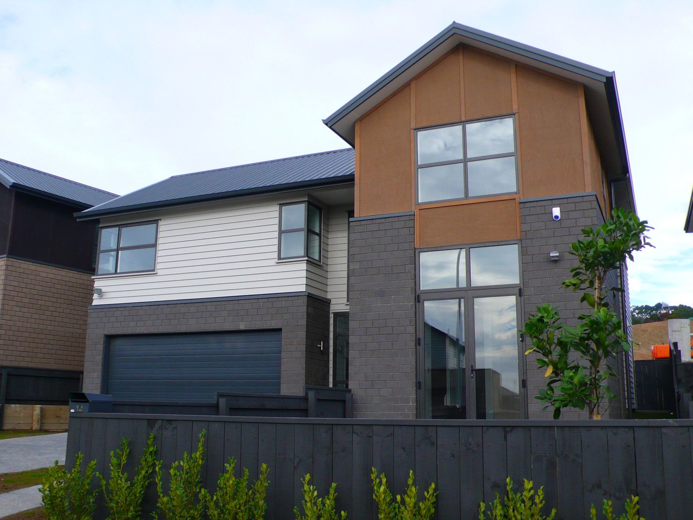 10 Hirimate Place, FLAT BUSH, Manukau City