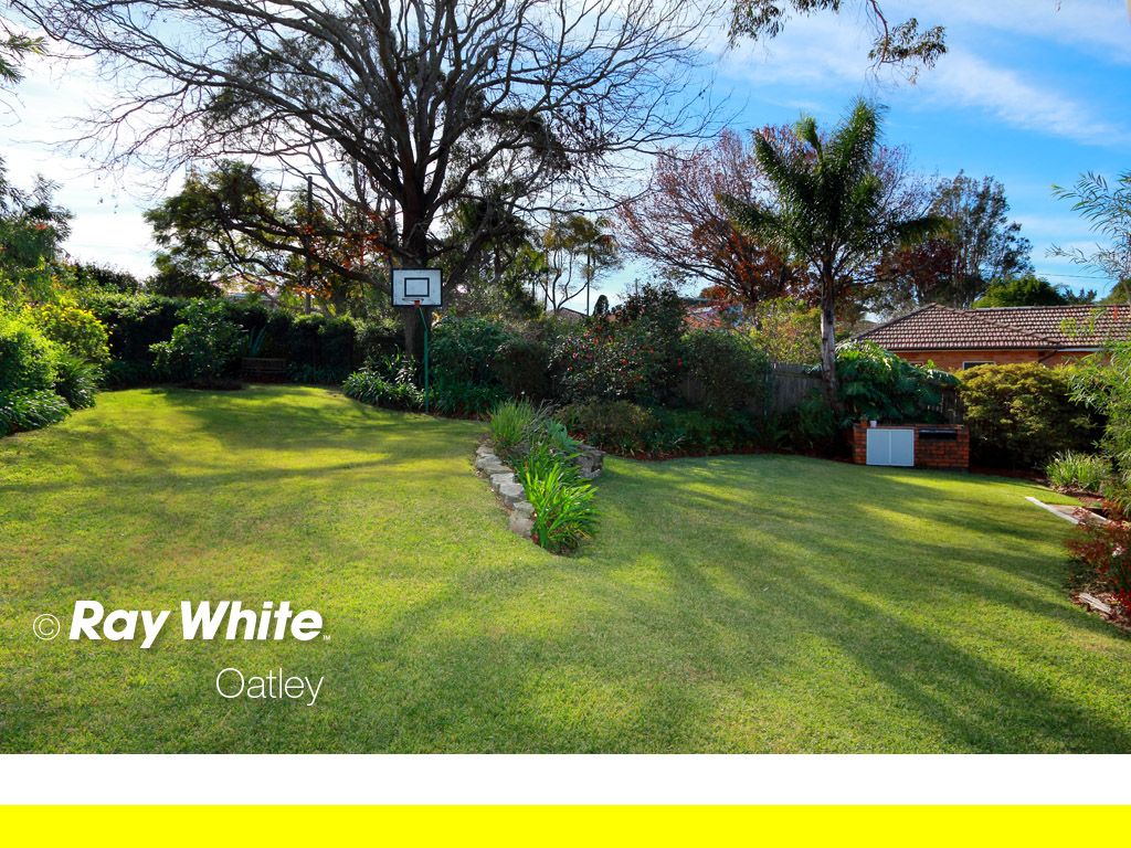 22 Macken Crescent, OATLEY, NSW 2223