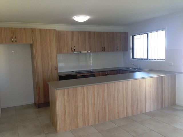 137 Springfield Drive, NORMAN GARDENS, QLD 4701