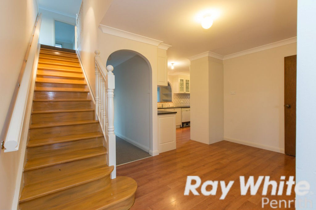 4 Brentwood Grove, WERRINGTON DOWNS, NSW 2747