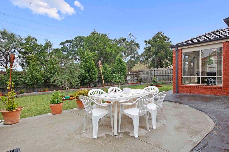 9 St Claire Avenue, SOUTH MORANG, VIC 3752