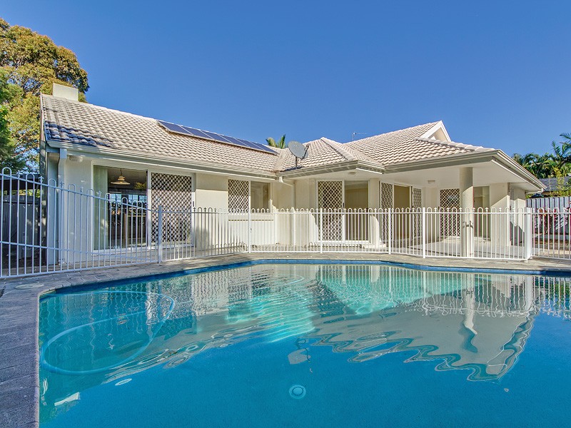 24 Collingwood Avenue, ROBINA, QLD 4226