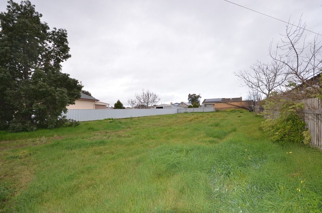 16 Outtrim Street, Maryborough, VIC 3465
