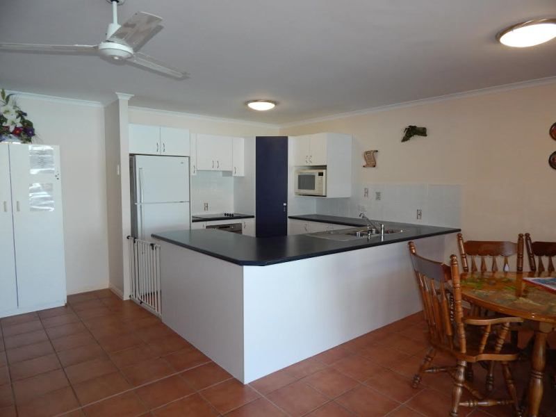 15 Andrew Avenue, LITTLE MOUNTAIN, QLD 4551