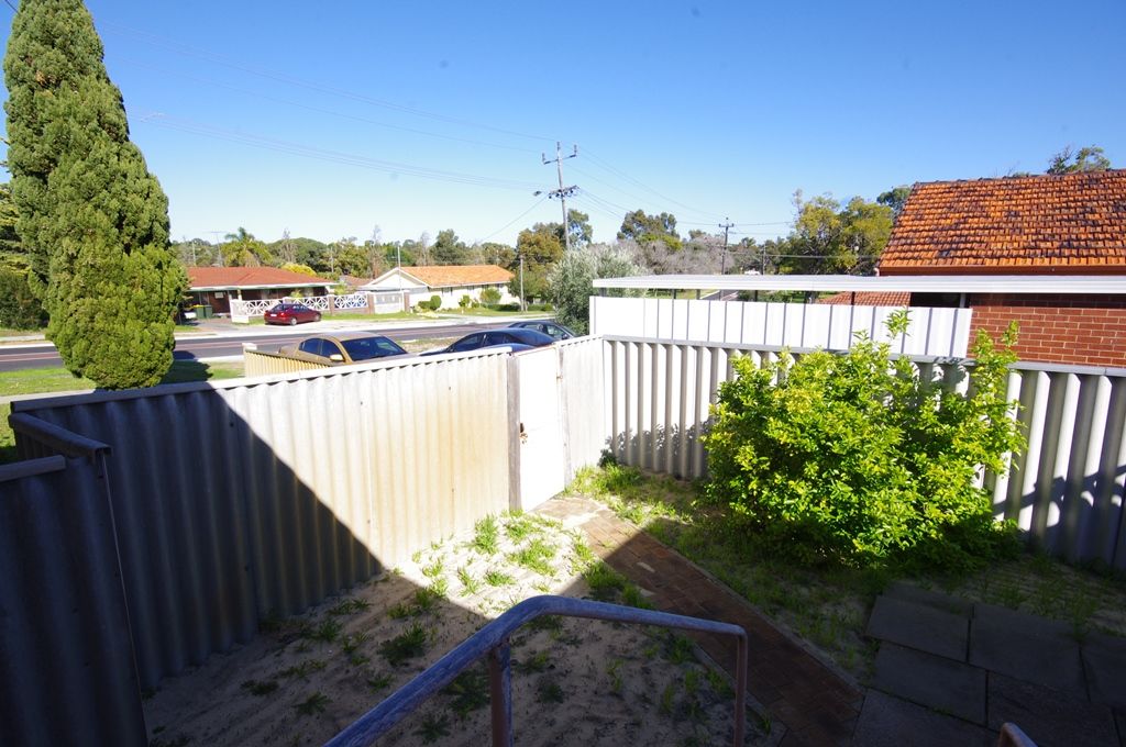 7 Templeton Crescent, GIRRAWHEEN WA 6064