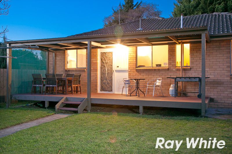 160 Karingal Drive, FRANKSTON, VIC 3199