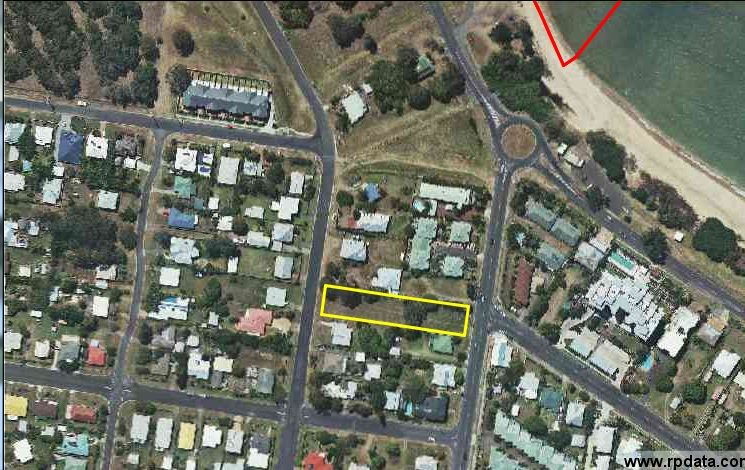 11 Beach Road, PIALBA, QLD 4655
