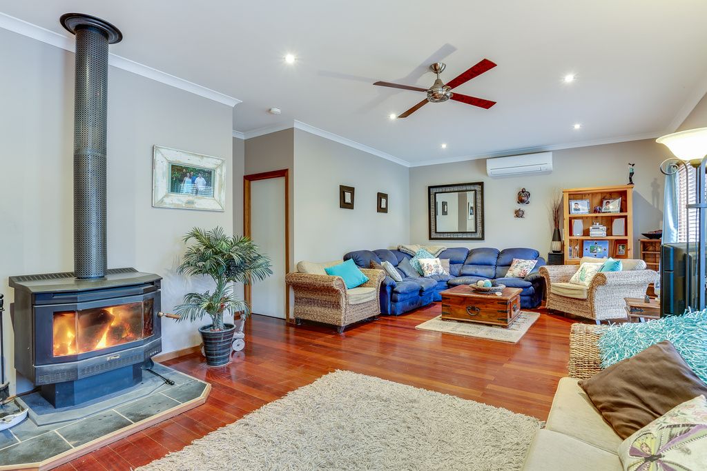 14 Bellbangra Avenue, ROSEBUD, VIC 3939
