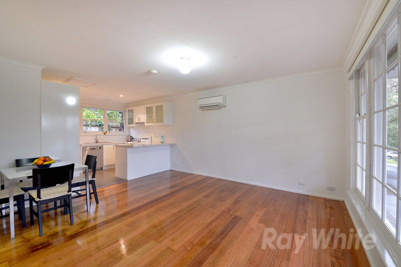 3/3 Clematis Avenue, FERNTREE GULLY, VIC 3156