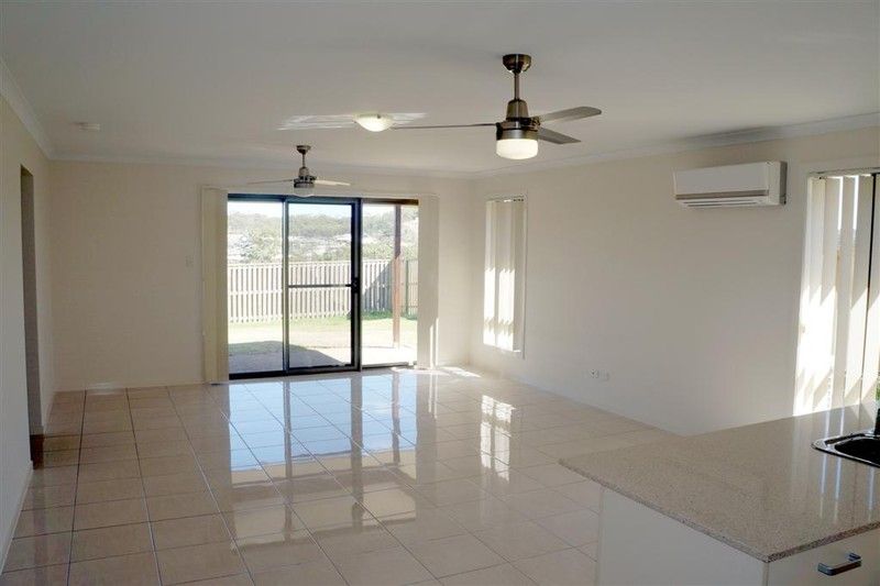 22 Cornforth Crescent, KIRKWOOD, QLD 4680