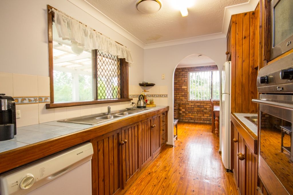1 Currumburra Road, ASHMORE, QLD 4214