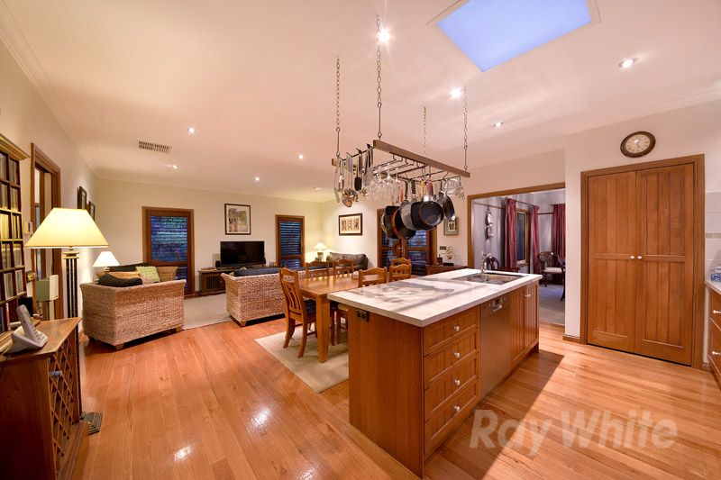 11 Drummer Hill Lane, MOOROOLBARK, VIC 3138