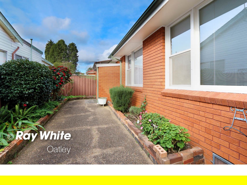 2/769 Forest Road, PEAKHURST, NSW 2210