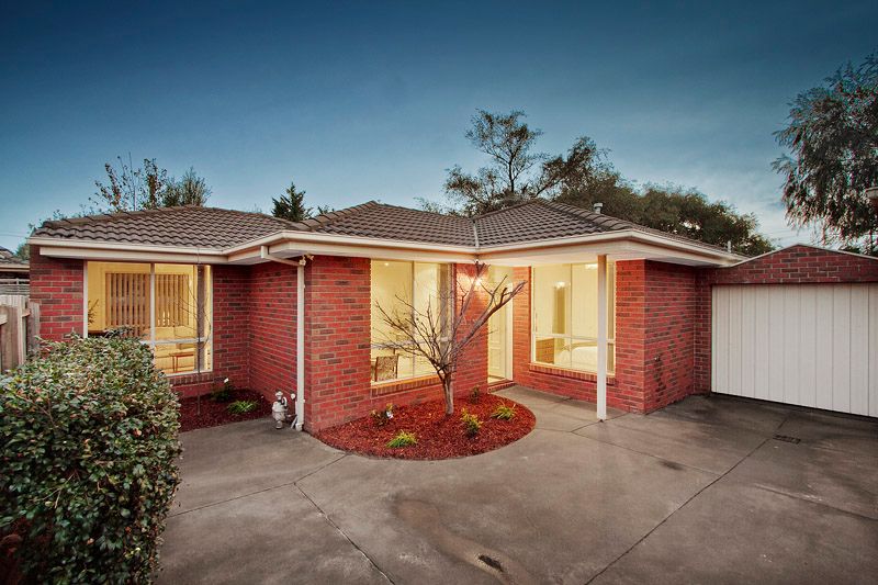 10 Janice Avenue, CHELTENHAM VIC 3192