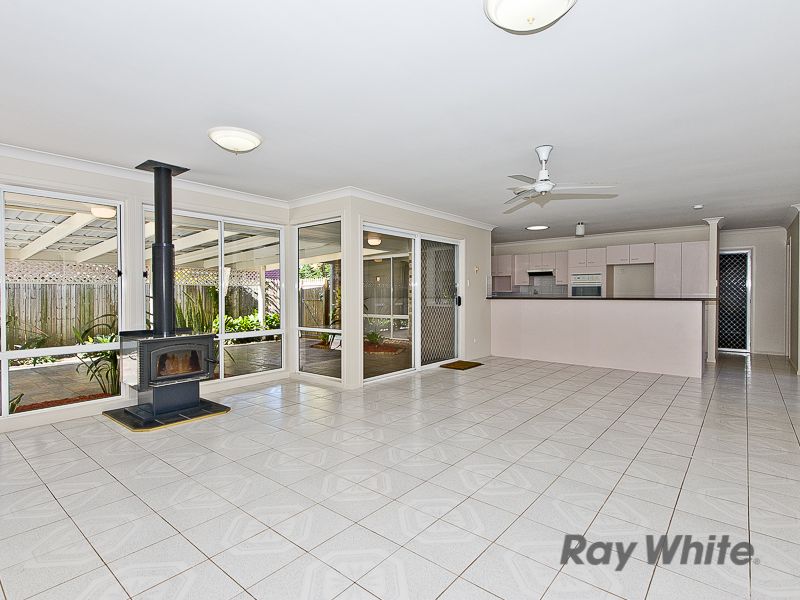 15 Chelsea Crescent, BRIDGEMAN DOWNS, QLD 4035