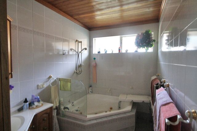 11 Lugarno, LEUMEAH, NSW 2560