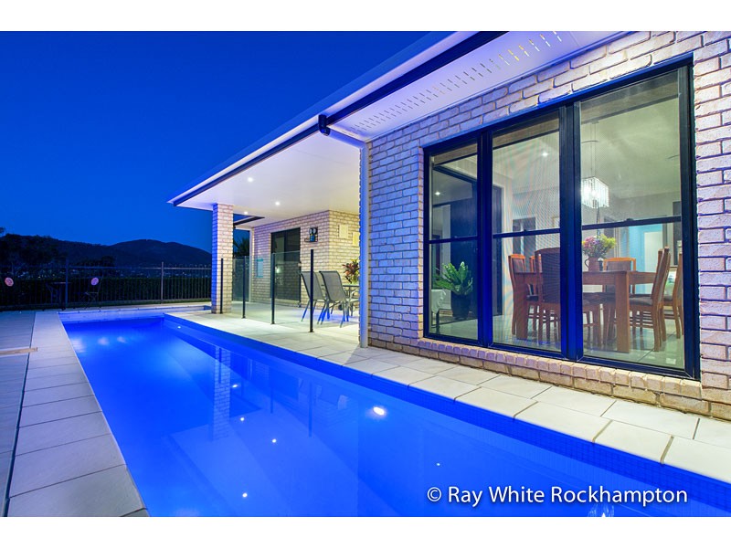1 Connemara Drive, KAWANA, QLD 4701