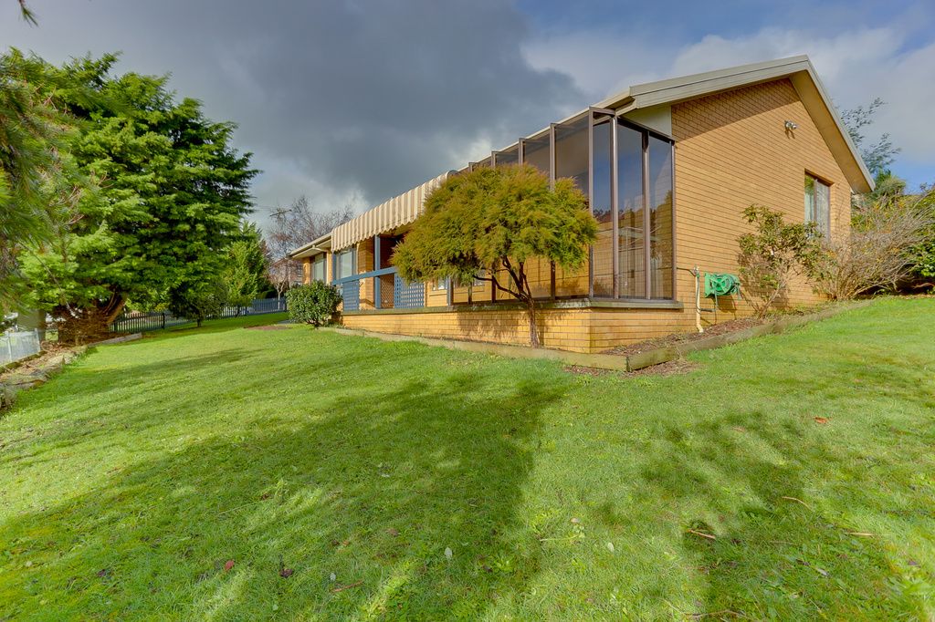 131 Poplar Parade, YOUNGTOWN TAS 7249