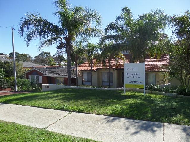 81 CLONTARF Street, SORRENTO, WA 6020